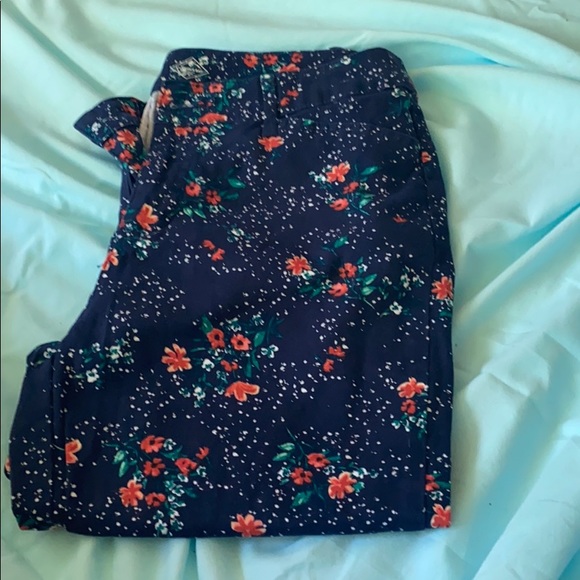 Capris - Picture 2 of 2